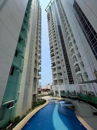 Suntrust Manila Condo 2 Bedrooms, 2 Balconies Vacation rental in Manila City
