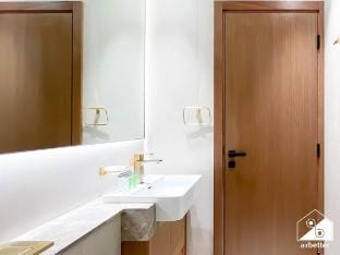 Modern Studio with balcony Binghatti Gardenia JVC Vacation rental in Dubai