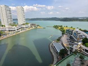 Pinetree Marina Resort Seaview 2BR near legoland  Apartment in Johor