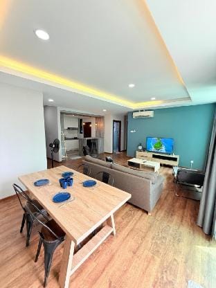 Vivacity JazzSuite (YM Homestay) Vacation rental in Kuching