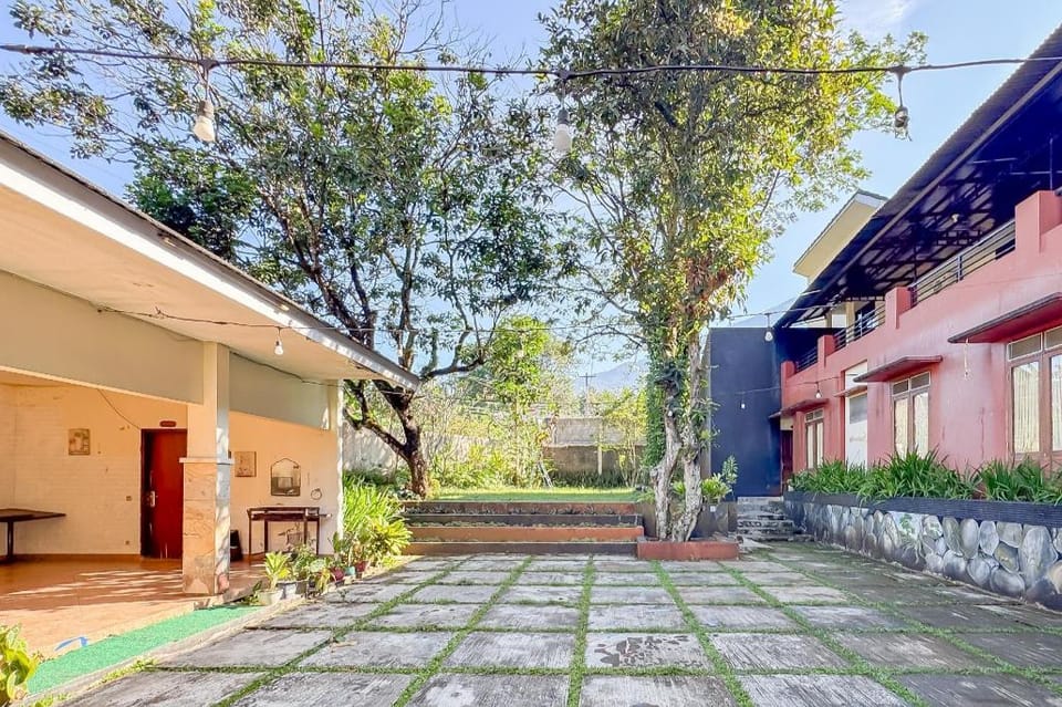 Villa Anugerah Linggarjati Mitra RedDoorz Hotel in West Java