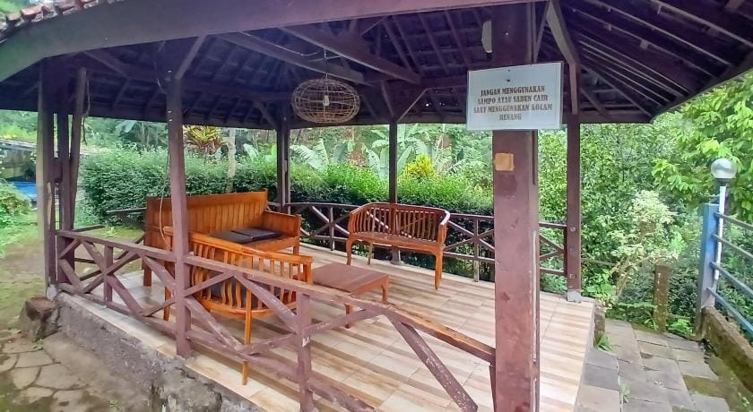 Pangrango Valley Resort RedPartner Hotel in Cisarua