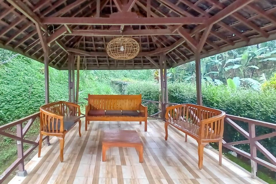 Pangrango Valley Resort RedPartner Hotel in Cisarua