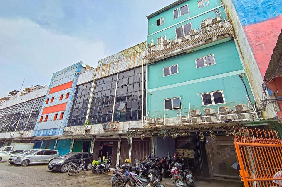 Guest House 88 RedPartner Hotel in Jakarta