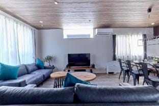 AileHouse B 7 minutes walk to Kawaguchi lakeside "AileHouse B " Vacation rental in Shizuoka Prefecture