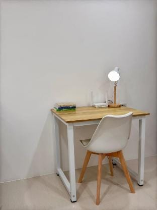 1BR w/ Pool at One Pontefino Tower Vacation rental in Batangas