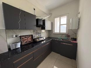 Rishikesh-Tapovan | Lakshman Jhula | Triveni Ghat Apartment in Rishikesh