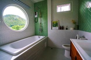 Queenstown Khaoyai Villa in Laos