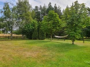 Villa w open fireplace and big plot 5 min from the sea Vacation rental in Gotland County, Sweden