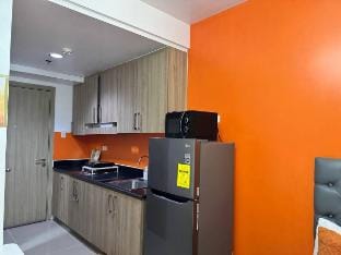 Tangerine Room in MOA near Airport  2 Beds Vacation rental in Pasay