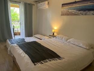 2 Bedroom | 300 mbps WiFi  | SM Seaside | NU Star Vacation rental in Cebu City