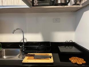 2 Bedroom | 300 mbps WiFi  | SM Seaside | NU Star Vacation rental in Cebu City