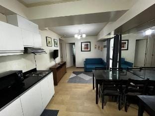 2 BR | 56 sqms | 4-8 Pax | IT Park | 100 mbps Wifi Vacation rental in Lapu-Lapu City