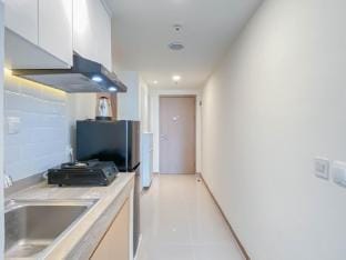 Modern Style 2BR Apartment at Meikarta By Travelio Apartment in West Java