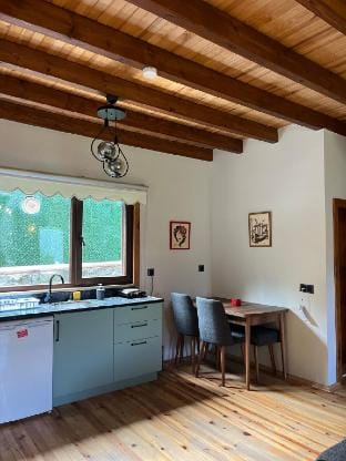 Ormanda, Chalet with whirlpool Vacation rental in Turkey