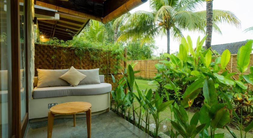 Live at Serendipity Wellness Villas Hotel in Sukawati
