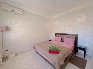 Studio moderne climatisé Wi-Fi – Carré Eden Guéliz Apartment in Marrakesh