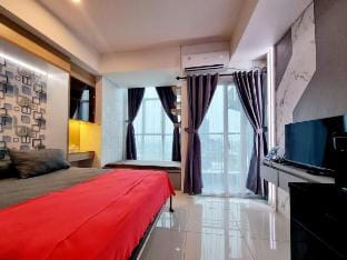 Apt Roseville Soho & Suite Studio w/Pool & Netflix Vacation rental in West Java