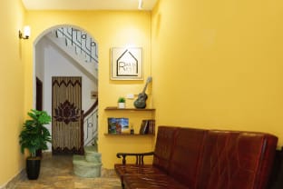 Rail & Rest Homestay - 2 Bedrooms, 2 Bathrooms Vacation rental in Hanoi