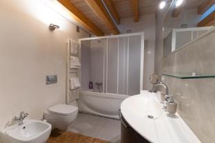 Apartment Sant'Alessandro 19 - Sostify Apartment in Bergamo