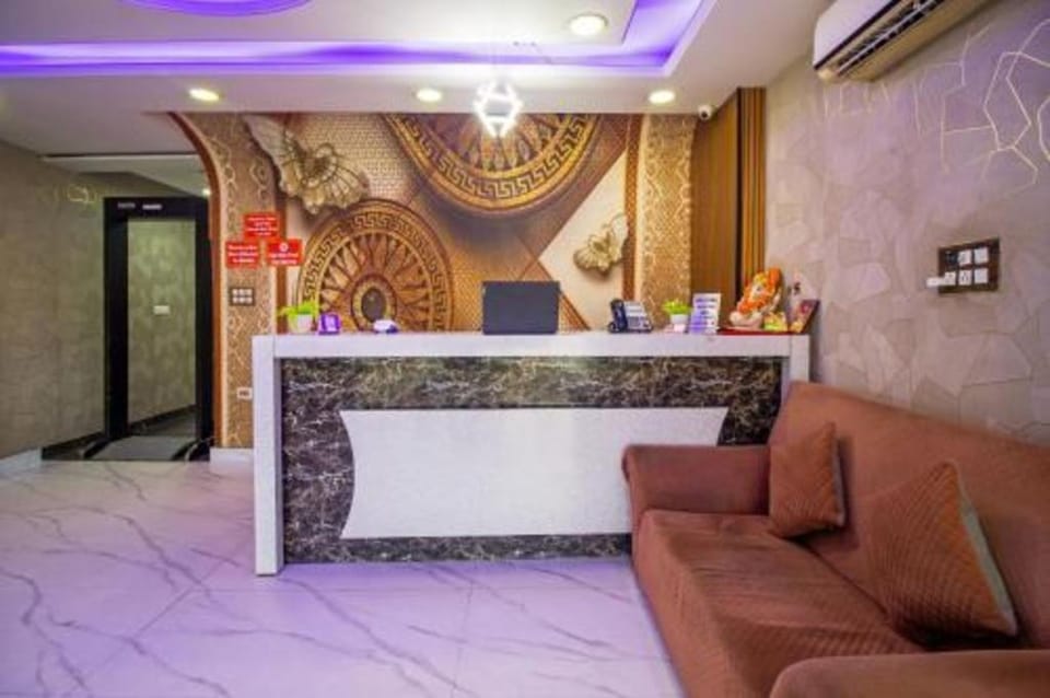 Hotel Luxury Global At Delhi Airport by Global Hotel in New Delhi