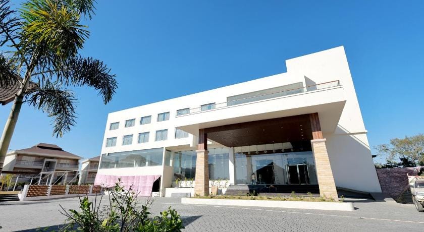 The Grand Rudraksh Resort Manage by Kurma Group Hotel in Maharashtra