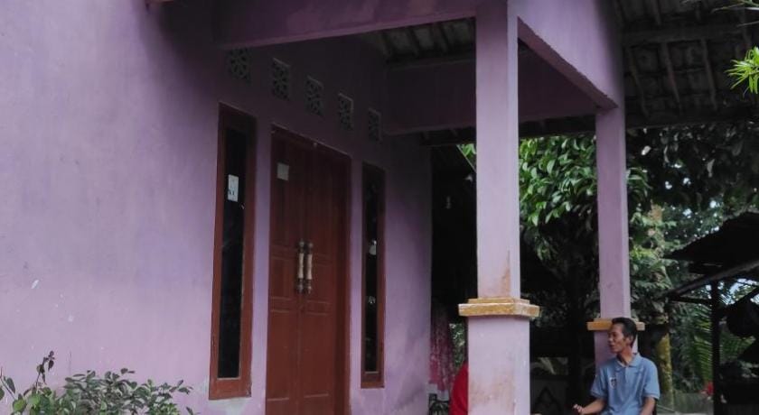 Linda Homestay Bed and Breakfast in West Nusa Tenggara, Indonesia