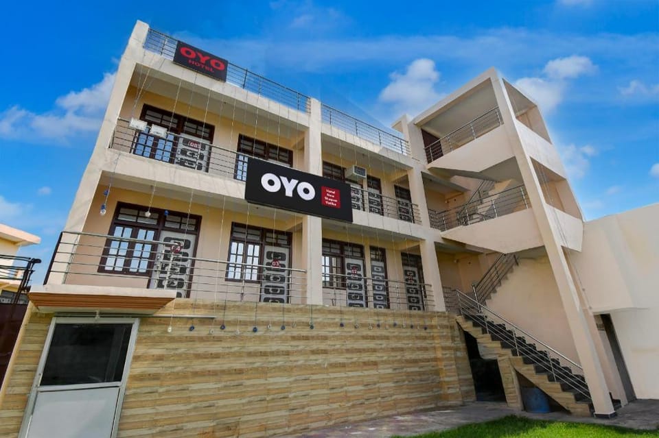 Hotel O New Shagun Vatika Lawn & Hotel Hotel in Lucknow