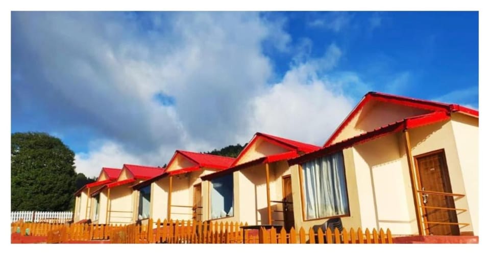 Hotel Hima-Aksh cottages In Sigri Inn in Uttarakhand