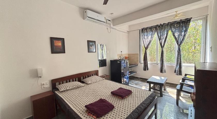 Mukund Sadan Guest House R-4 Hotel in Mandrem