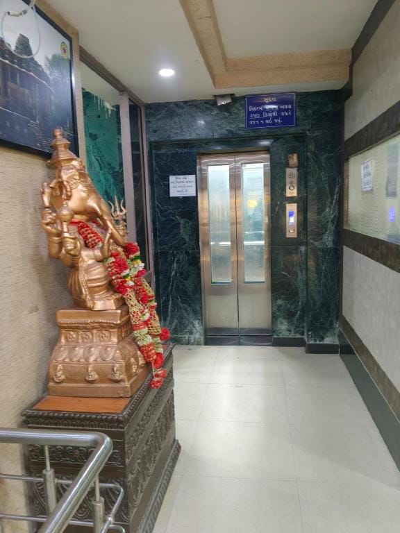 Shree Delhi Gujrati Samaj Hotel in Delhi