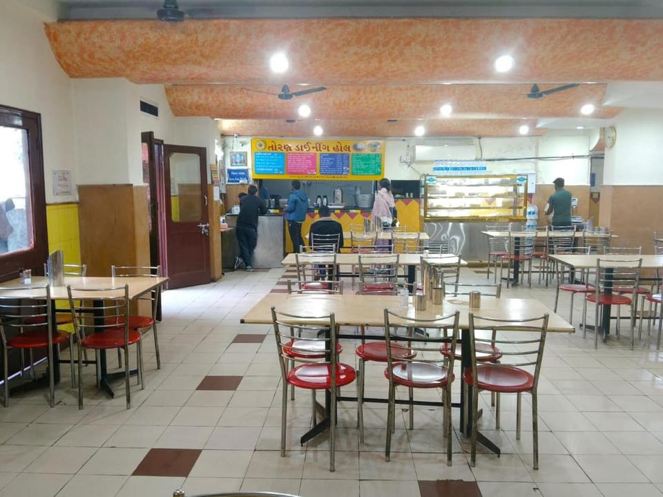 Shree Delhi Gujrati Samaj Hotel in Delhi