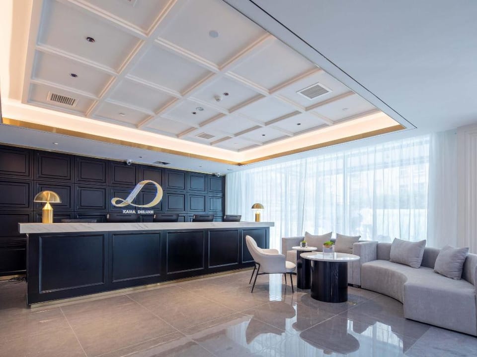 Xana Deluxe Hotel Qingdao Taitung Beer Street University Road Hotel in Qingdao