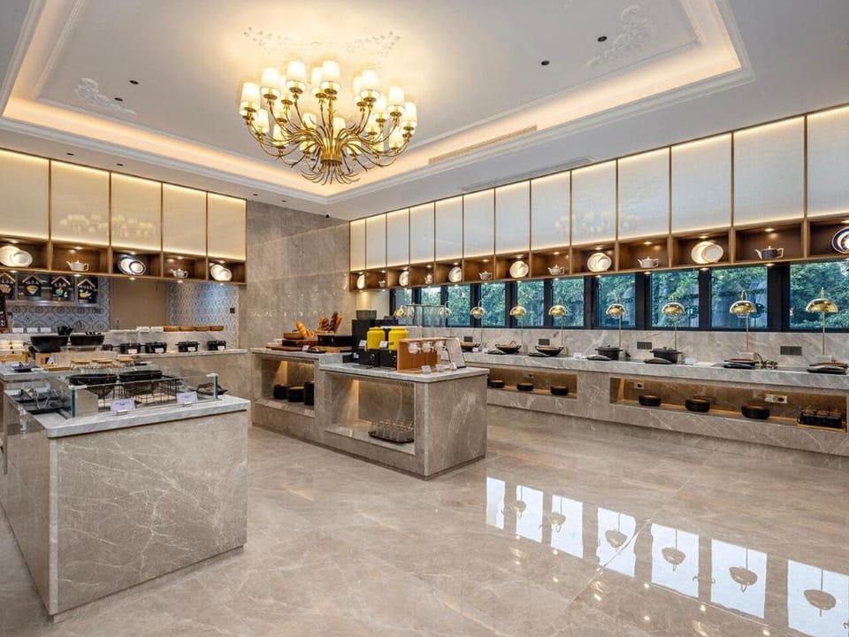 Vienna International Hotel Classic Chongqing Guanghuan Shopping Park Hotel in China