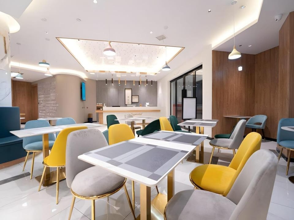 Magnotel Classic Qingdao May Fourth Square Olympic Sailing Center Hotel in Qingdao