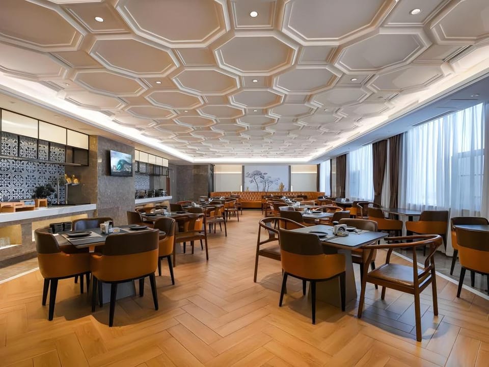 Vienna International Hotel Kunming Chenggong District Chenguang Road Yuecheng Science Park Hotel in China