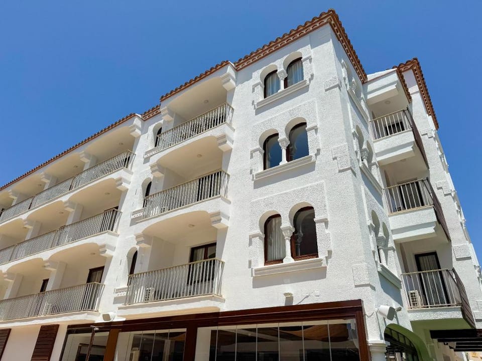 Emerald Sun Hotel Hotel in Cambrils
