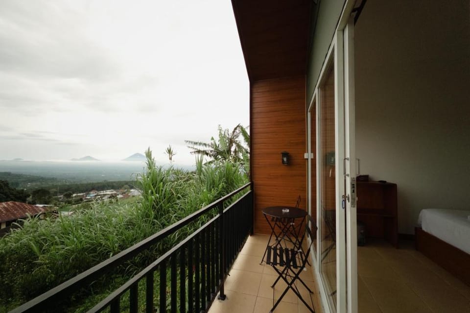 Mesari hill Hotel in Bali
