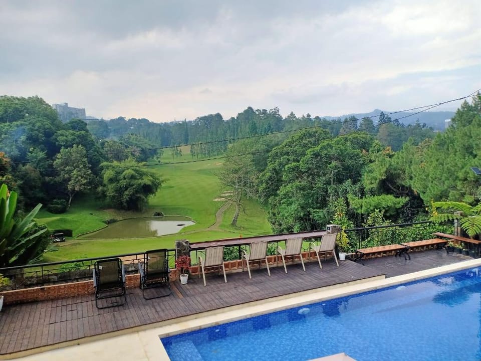 Gajah12 Golf View Boutique Hotel Hotel in Bandung