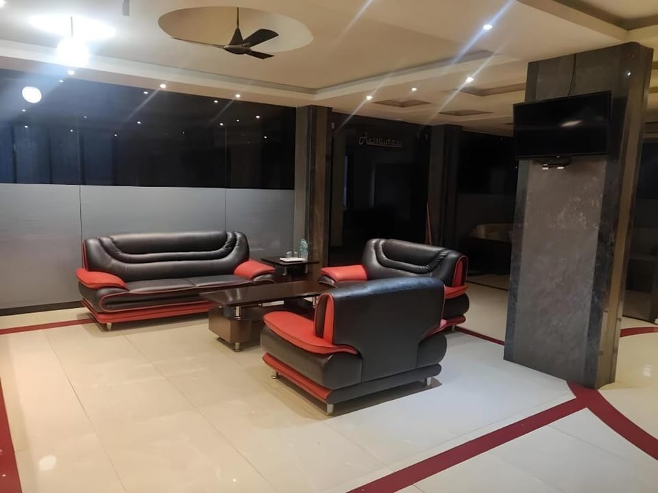 Bisu Hotel & Resorts Khed, 1 km from Khed Station Hotel in Maharashtra