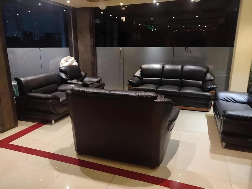 Bisu Hotel & Resorts Khed, 1 km from Khed Station Hotel in Maharashtra