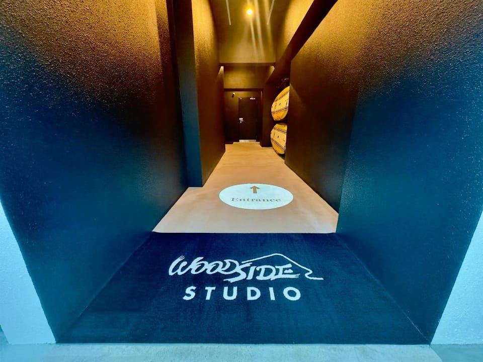 WOODSIDE STUDIO Hotel in Naha