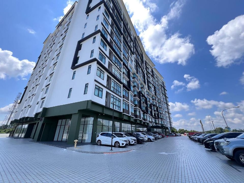 d'Millenia Residences Apartment Hotel in Kuching