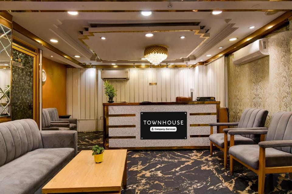 Super Townhouse Parkstreet Formerly Hotel Royal Garden Hotel in Kolkata