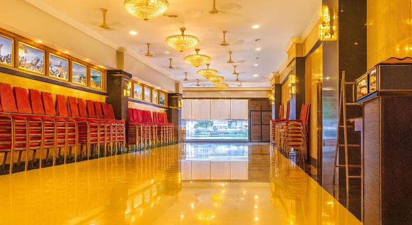 Stayz Royale - Electronic City Hotel in Bengaluru