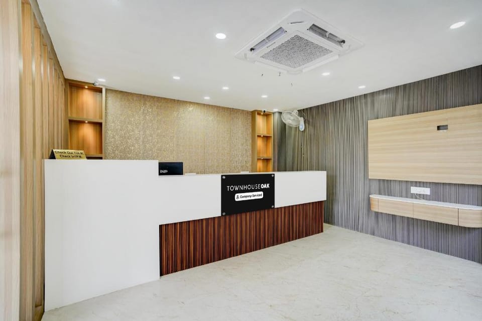 Super Townhouse Oak Banaras Central Railway Junction Formerly Sri Hari Inn Hotel in Varanasi