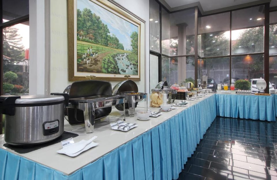 Grand Trisula Hotel Indramayu Hotel in West Java
