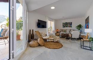 Penthouse in City Centre Marbella with Jacuzzi* Apartment in Marbella