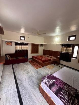 laxmanji villas Apartment in Gujarat