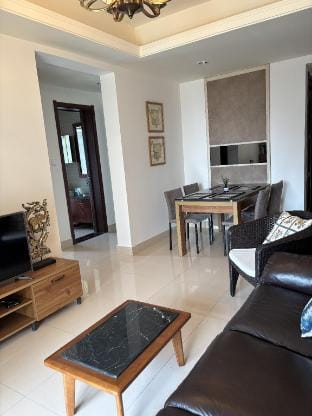 The Silver Beach Apartment  碧桂園十里銀灘海之居公寓  Apartment in Shenzhen